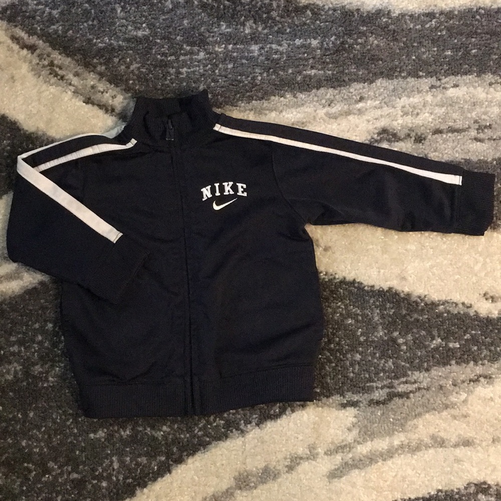 Nike 12M sweater